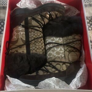 COACH authentic brown signature mid fur top boots size 7